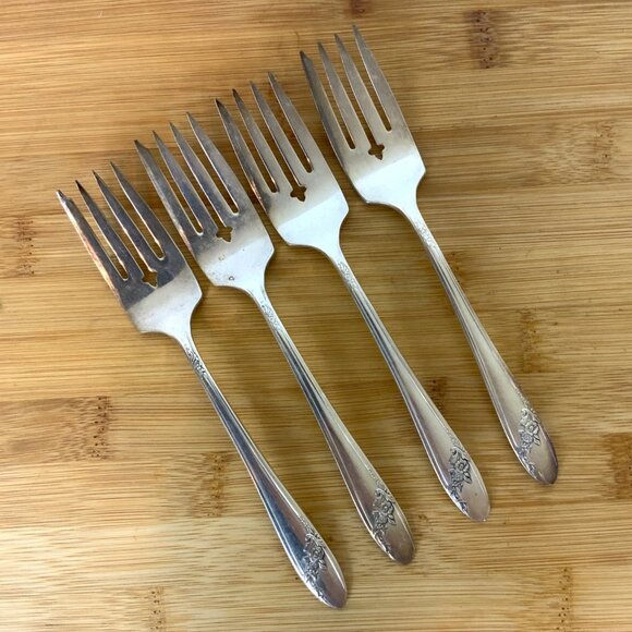 Oneida Community Queen Bess II Silverplate Salad Forks Set Of 4 Vintage 1946 - Picture 1 of 4